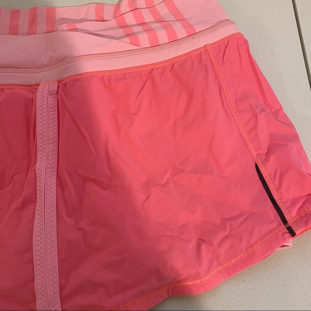 Lululemon skort - Picture 3 of 11